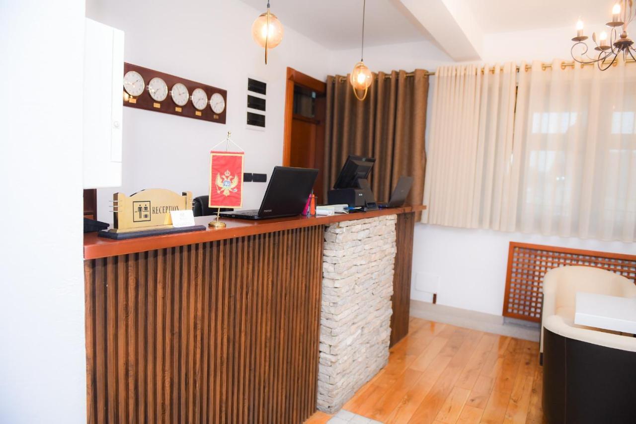 Hotel Marshal Niksic Exterior foto