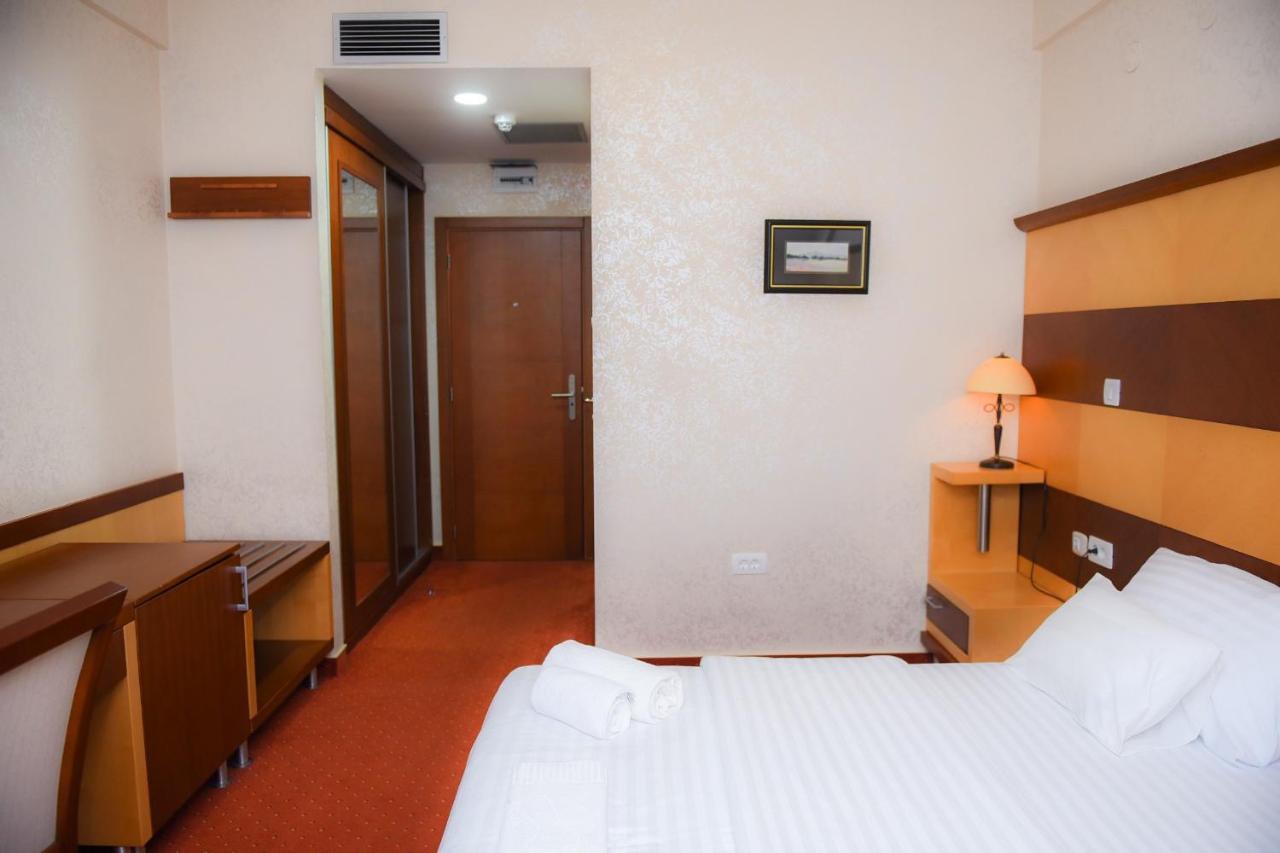 Hotel Marshal Niksic Exterior foto
